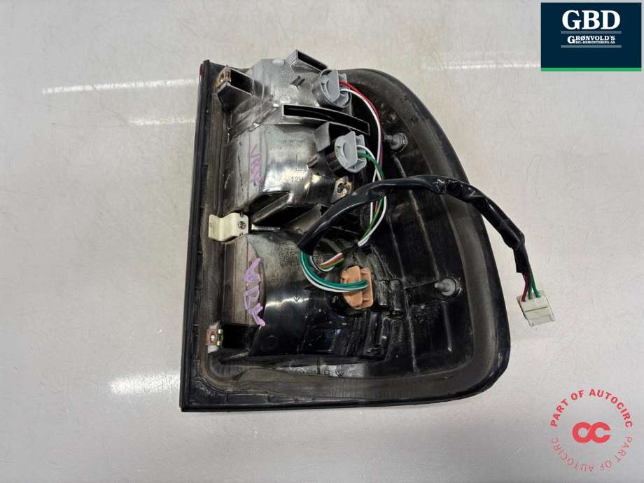 Baklykt venstre ytre til Toyota Land Cruiser 100 1998-2007 (8156060480|)
