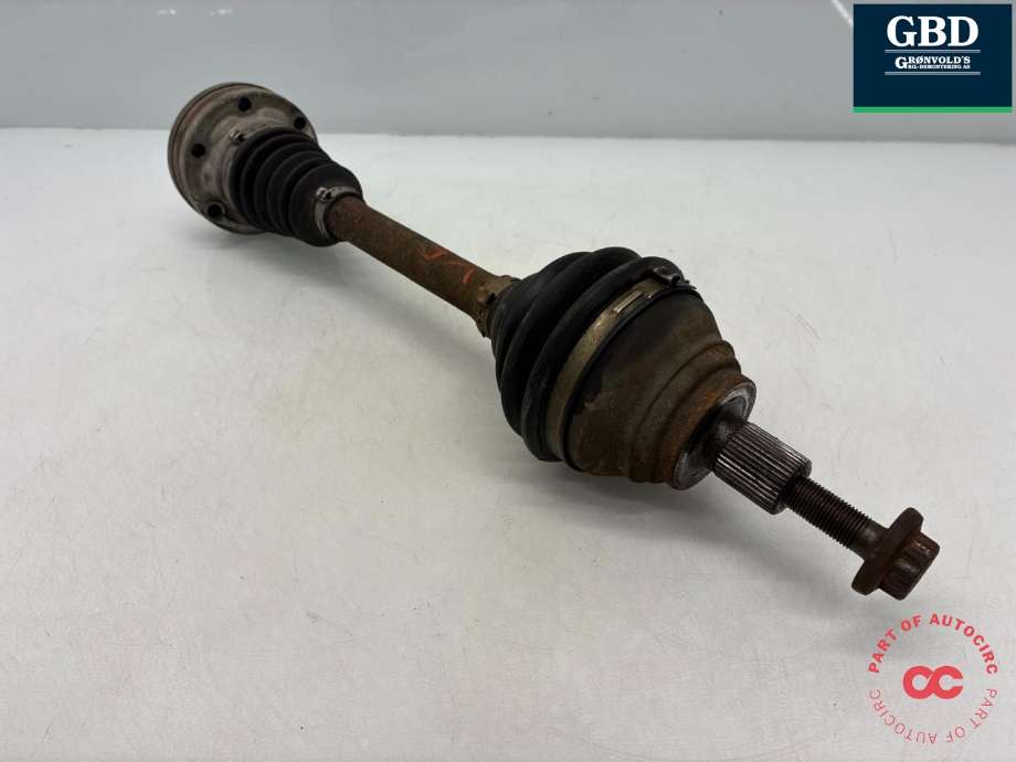 Drivaksel venstre foran, diesel/manuell til Audi Q3 2011-2014 (Type I, Fase 1)  (5N0 407 761 F|5N0 407 763 G|5N0 407 763 GX)