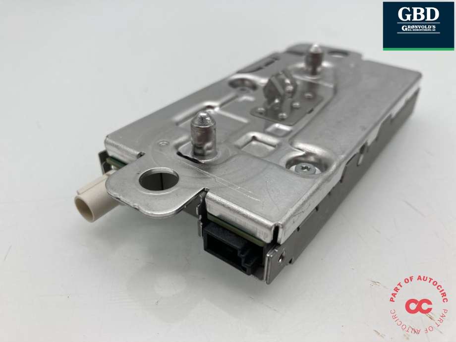 Antenne forsterker til Tesla Model Y 2024-->> (Type II)  (1852821-00-E|1852821-00-F|)