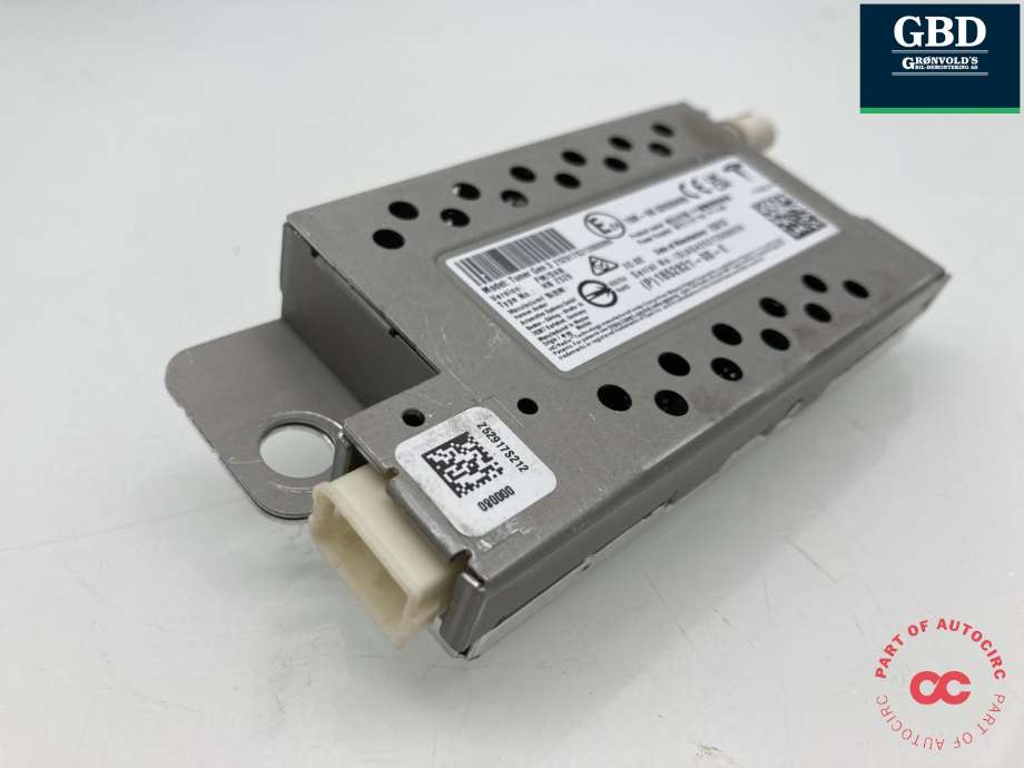 Antenne forsterker til Tesla Model Y 2024-->> (Type II)  (1852821-00-E|1852821-00-F|)