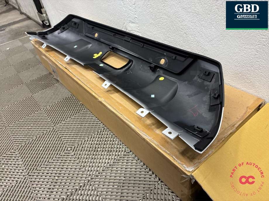 Støtfanger bak midtre del til Nissan X-Trail 2014-2022 (T32) (T32) (KE547-6F04D|)