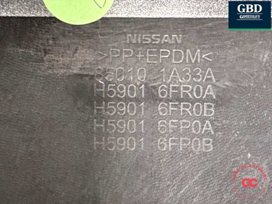 Støtfanger bak midtre del til Nissan X-Trail 2014-2022 (T32) (T32) (KE547-6F04D|)