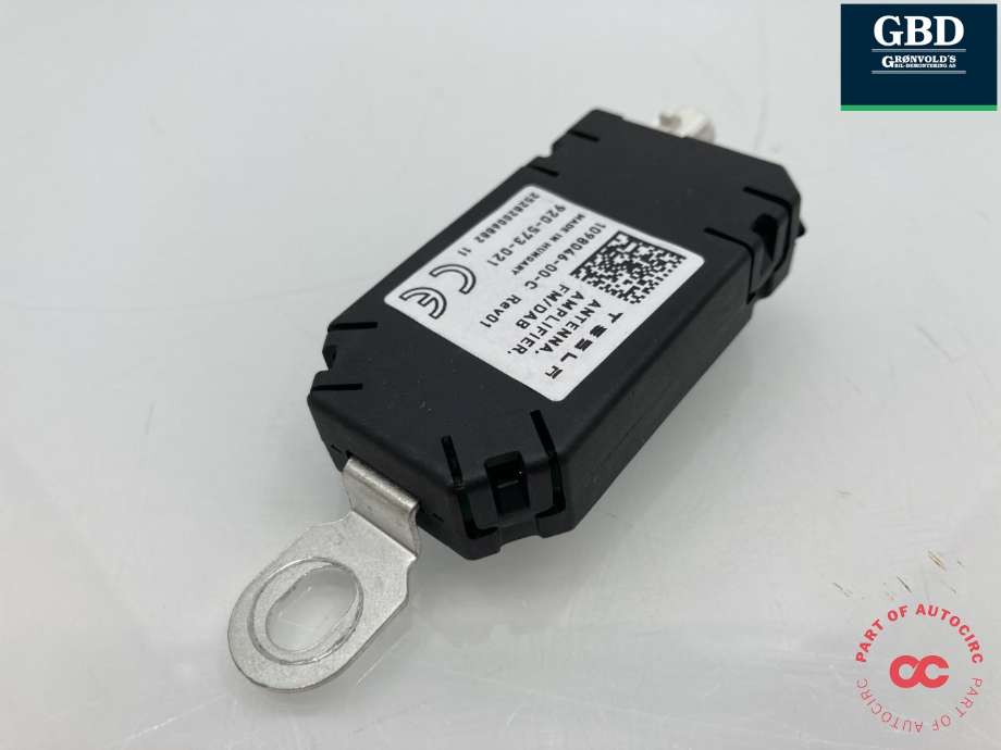 Antenne forsterker til Tesla Model Y 2024-->> (Type II) (1098046-00-C|)