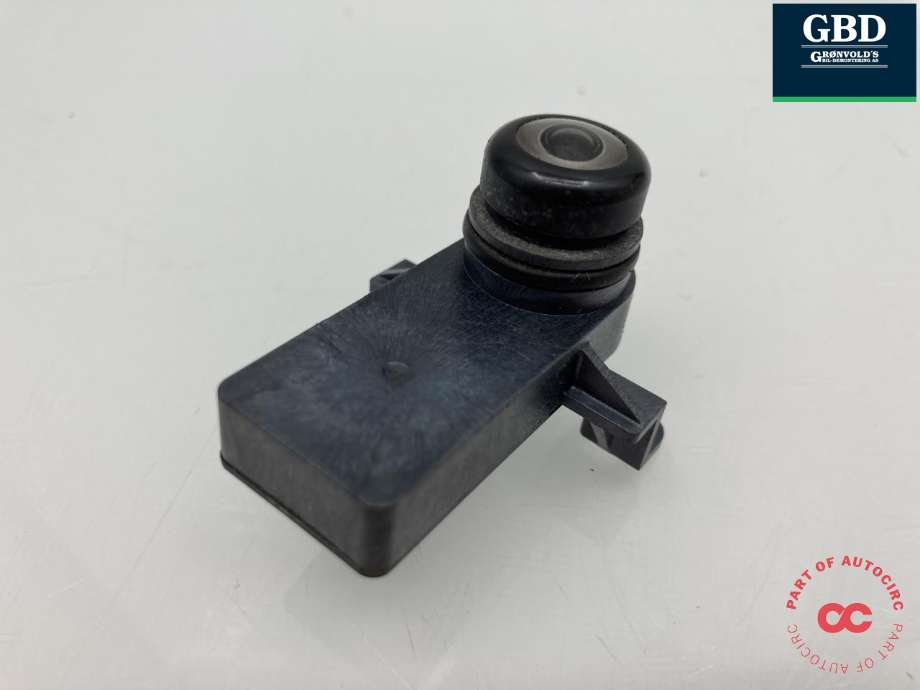 Parkeringskamera bak til Tesla Model 3 2018-2023 (Fase 1)  (1095949-00-D|)