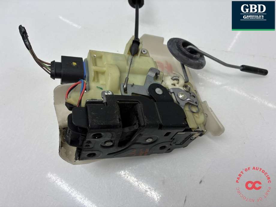 Låsekasse høyre foran til VW Transporter / Caravelle 2009-2015 (Fase 2) (T5) (T5) (7E1 837 016 A|3B1 837 016 CC|)