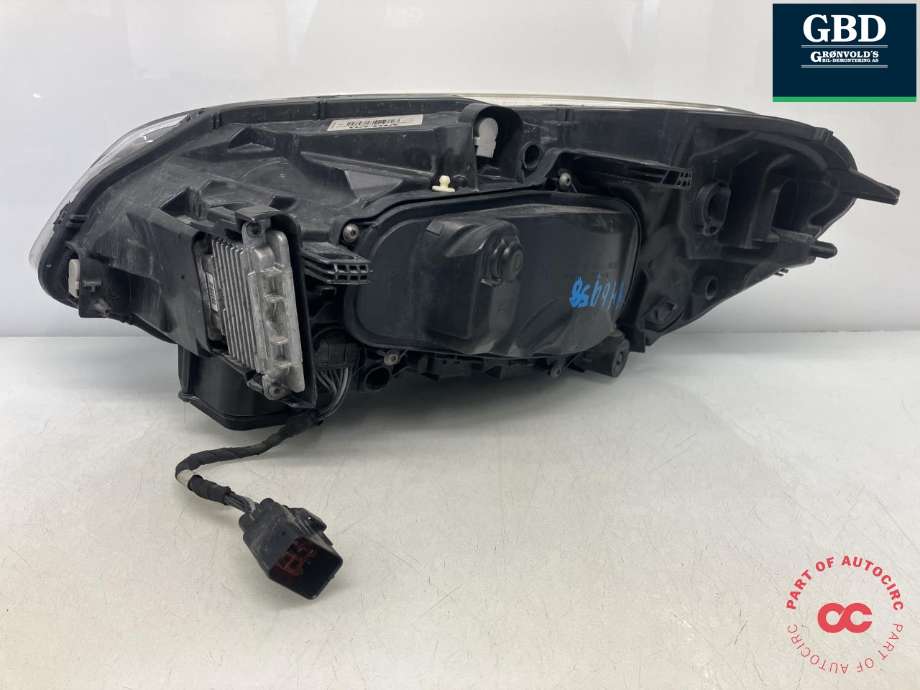 Frontlykt høyre xenon til Volvo XC60 2014-2017 (Type I, Fase 2) (31395897|)