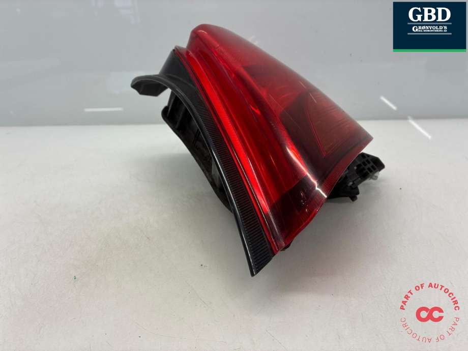 Baklykt høyre til Toyota Yaris 2014-2020 (Type III, Fase 2)  (815510D610|)