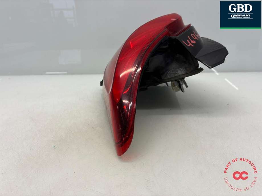 Baklykt høyre til Toyota Yaris 2014-2020 (Type III, Fase 2)  (815510D610|)