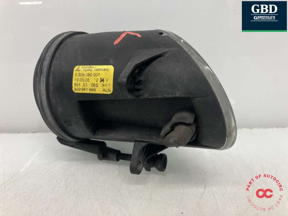 Tåkelykt venstre foran til Audi TT 2006-2014 (Type II) (AUTOMOTIVE LIGHTING|8J0 941 699|0 305 080 001|)