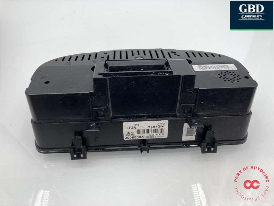 Instrumentpanel til VW Caddy 2004-2010 (Type III, Fase 1) (2K0 920 874 X|)