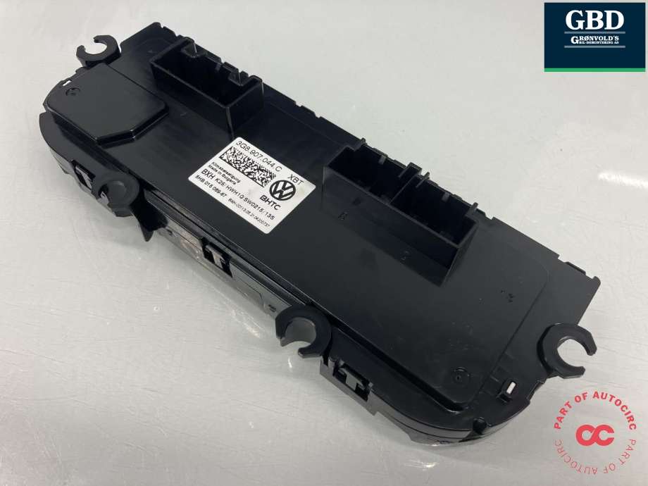 Varmeapparat betjening til VW Tiguan 2020-->> (Type II, Fase 2)  (5NA 907 044 AK|5NA 907 044 AQ XBT|5NA 907 044 AK XBT)