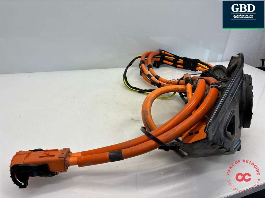 Batterilader inntak/luke til Mercedes EQC 2019-->>  (A 293 540 76 04|)