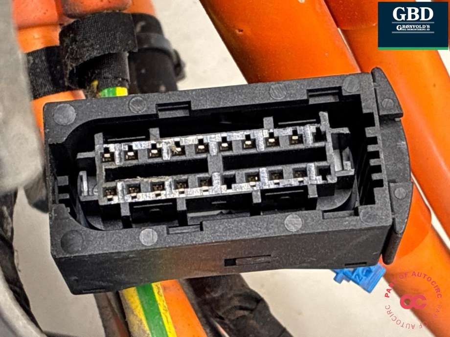Batterilader inntak/luke til Mercedes EQC 2019-->>  (A 293 540 76 04|)