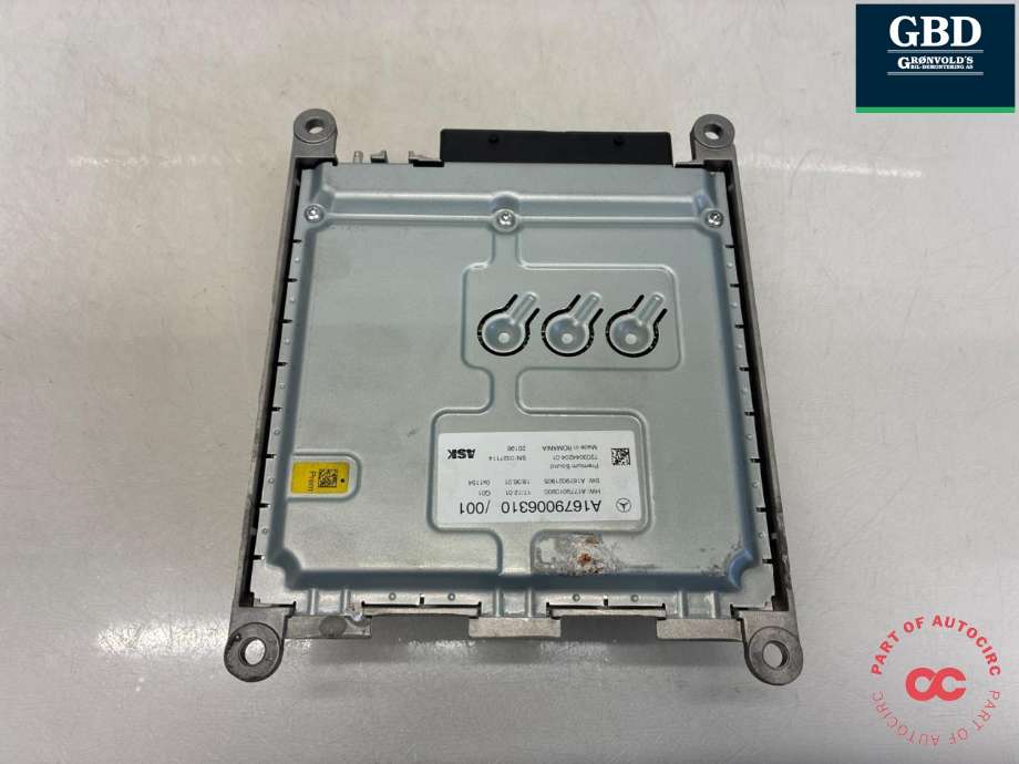 Bilstereo forsterker til Mercedes EQC 2019-->>  (A 167 900 82 15|A 167 900 82 15 80|)