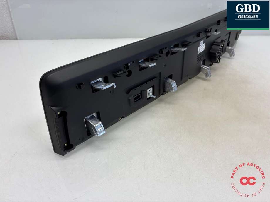 Instrumentpanel til Hyundai Kona 2024-->> (Type II)  (940M3BF200|)
