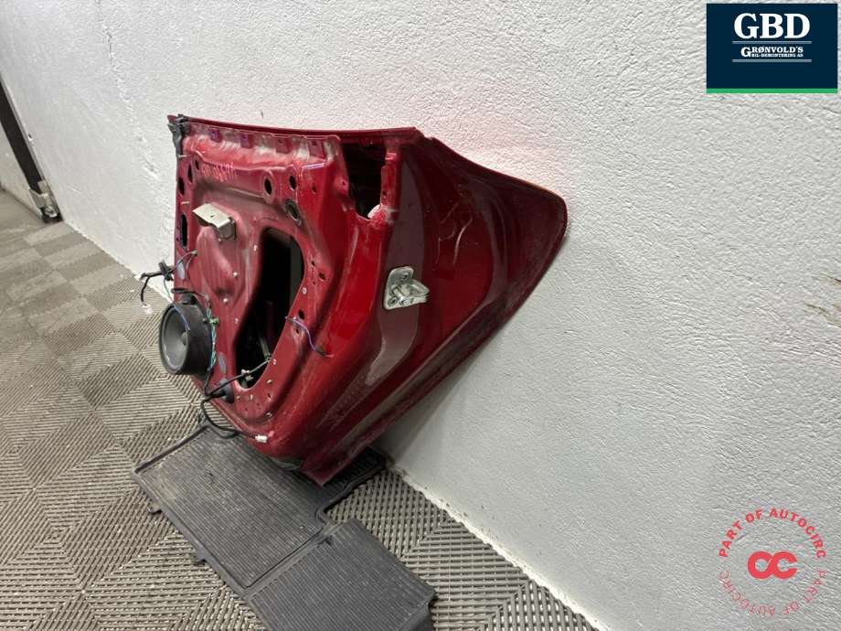 Dør høyre bak til Tesla Model S 2013-2016 (Fase 1)  (6006566-E0-E|1584772-E0-A| 6006566-E0-F|6006566-E0-G| 6006566-E0-H)