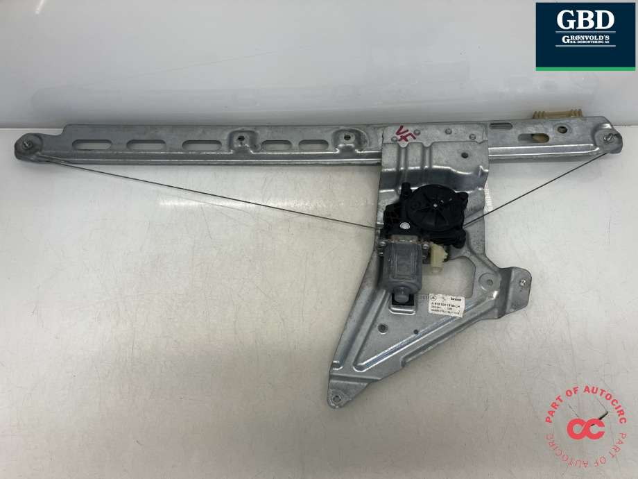 Ruteheis venstre foran til Mercedes Sprinter 2018-->> (907/910) (907/910) (A 910 720 10 00|)