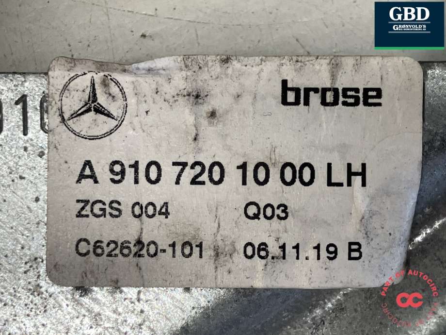 Ruteheis venstre foran til Mercedes Sprinter 2018-->> (907/910) (907/910) (A 910 720 10 00|)