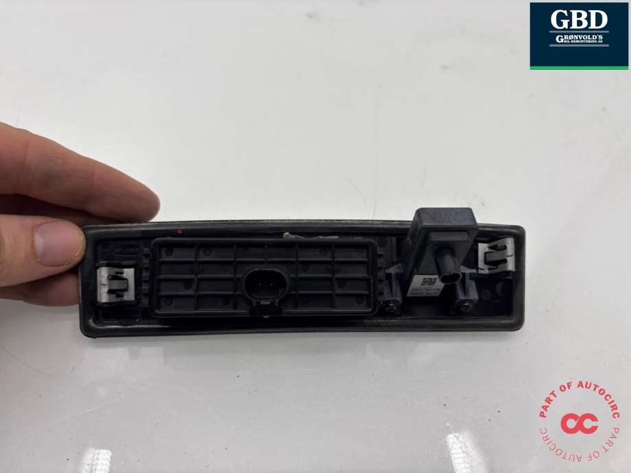 Bryter baklukeåpner til Tesla Model Y 2021-2024 (Type I) (1095949-00-E|1095949-66-D|1848057-00-A)