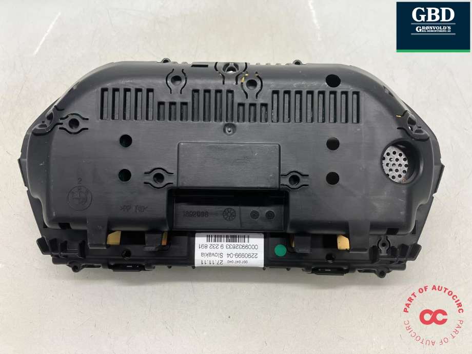 Instrumentpanel til BMW 1-Serie 2004-2011 (E81/E82/E87/E88) (E81/E82/E87/E88) (62 10 6 805 182|62 10 6 843 053|62 10 8 794 208)