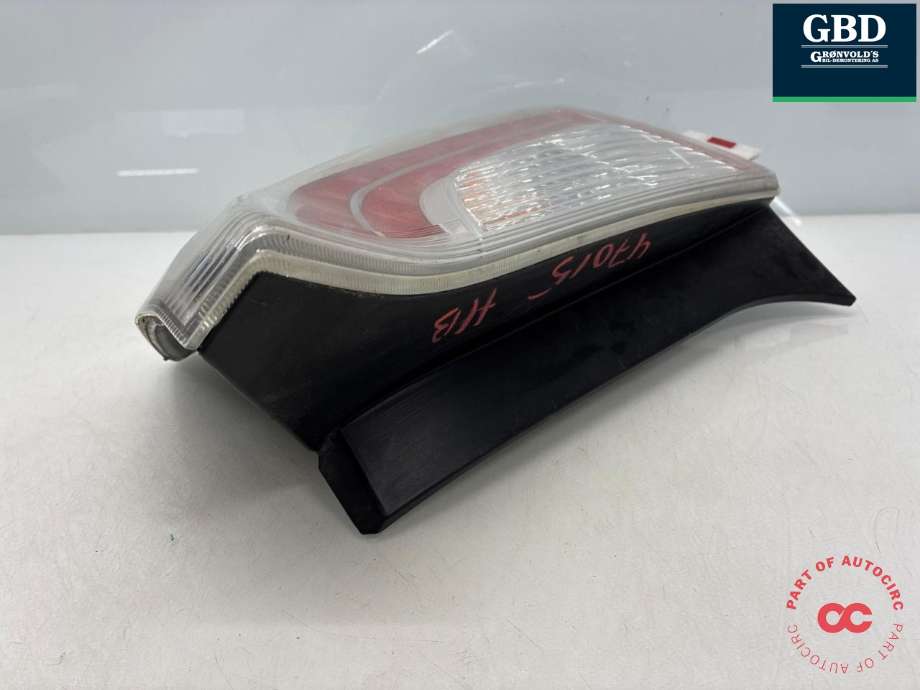 Baklykt høyre til Toyota Prius +7 2012-2020 (Type III) (stasjonsvogn) (stasjonsvogn) (8155147170|)