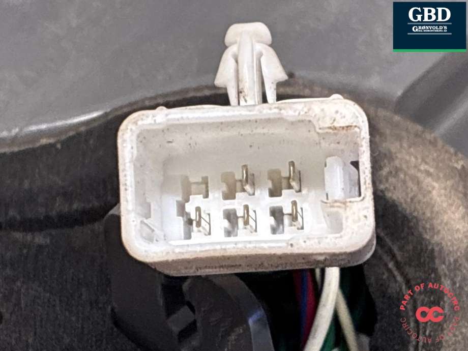 Baklykt høyre til Toyota Prius +7 2012-2020 (Type III) (stasjonsvogn) (stasjonsvogn) (8155147170|)
