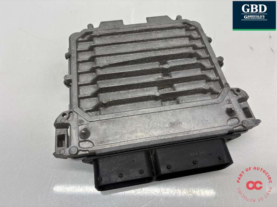 Styreenhet motor til Mercedes C-Klasse 2014-2018 (Fase 1) (W205) (W205) (A 274 900 29 00|A 274 900 08 00|)
