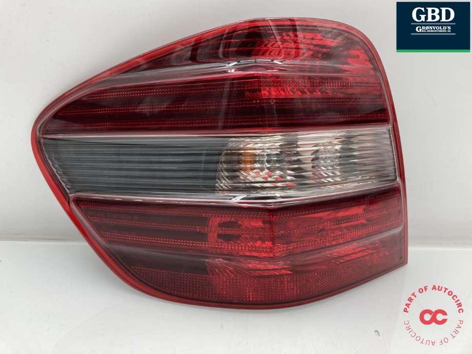 Baklykt venstre til Mercedes ML 2005-2011 (W164) (W164) (A 164 820 39 64|A 164 820 21 64|)