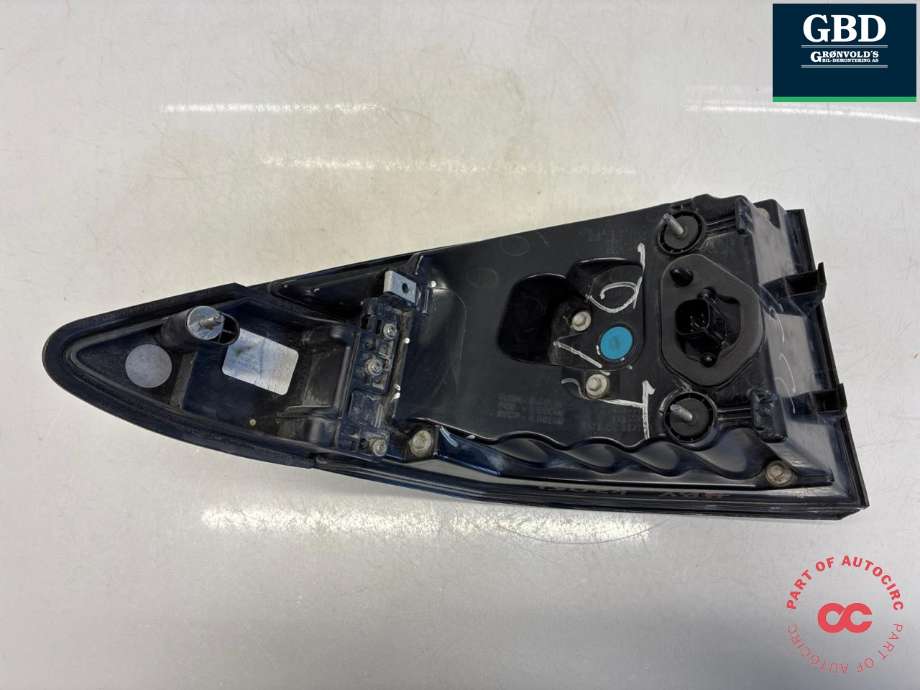 Baklykt høyre ytre til Tesla Model X 2016-->> (1034335-00-A|1034335-00-B|)