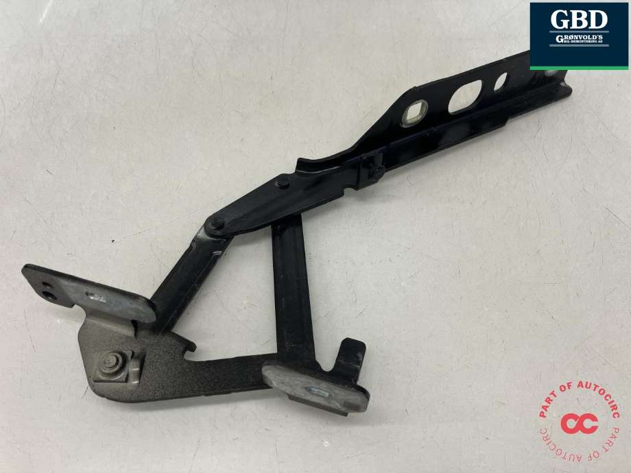 Panserhengsler til Peugeot e-3008, 2023-->> (98 396 823 80)