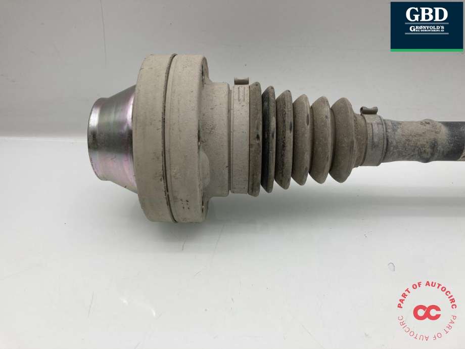 Drivaksel venstre foran, diesel/automat til VW Amarok 2016-2022 (Type I, Fase 2) (2H0 407 271 D|2H0 407 271 DX|)