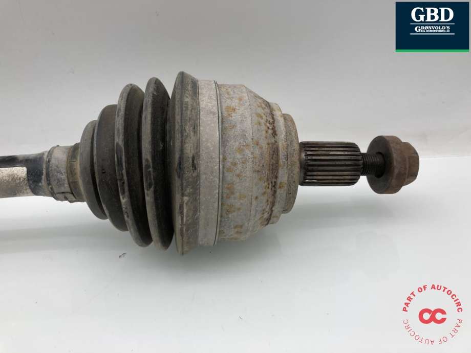 Drivaksel venstre foran, diesel/automat til VW Amarok 2016-2022 (Type I, Fase 2) (2H0 407 271 D|2H0 407 271 DX|)