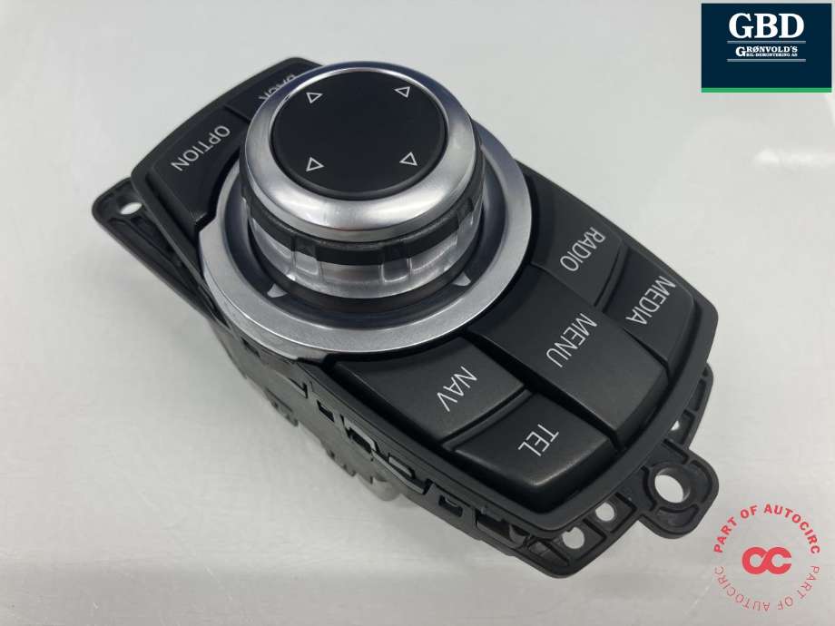 Bilstereo navigasjon betjeningspanel til BMW 1-Serie 2004-2011 (E81/E82/E87/E88) (E81/E82/E87/E88) (65 82 9 267 955|61 31 9 253 944|)