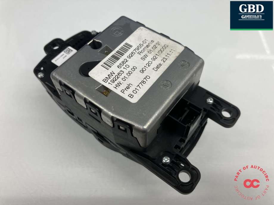 Bilstereo navigasjon betjeningspanel til BMW 1-Serie 2004-2011 (E81/E82/E87/E88) (E81/E82/E87/E88) (65 82 9 267 955|61 31 9 253 944|)
