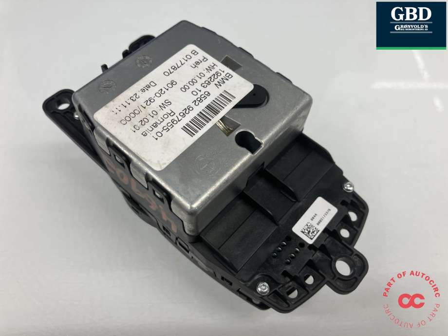 Bilstereo navigasjon betjeningspanel til BMW 1-Serie 2004-2011 (E81/E82/E87/E88) (E81/E82/E87/E88) (65 82 9 267 955|61 31 9 253 944|)