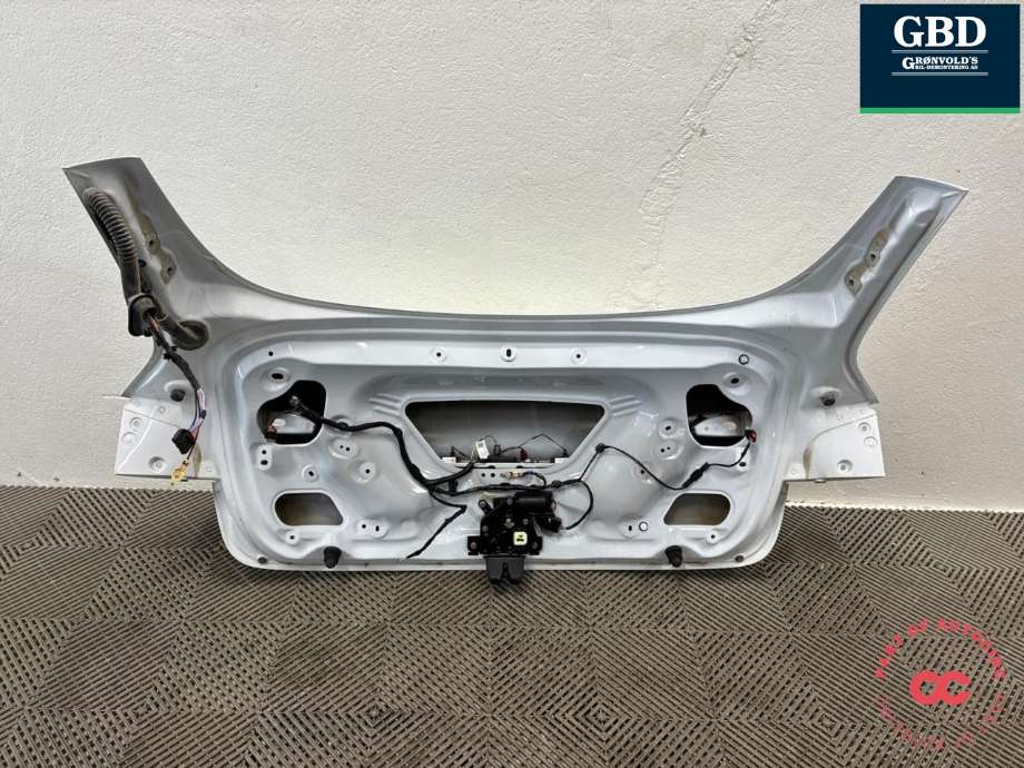 Bakluke til Tesla Model 3 2024-->> (Fase 2)  (1714928-EC-B|1714928-E0-B|)