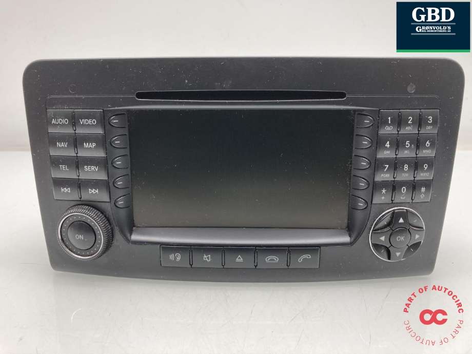 Bilstereo navigasjon til Mercedes ML 2005-2011 (W164) (W164) (A 164 870 84 89|A 164 820 26 79|)