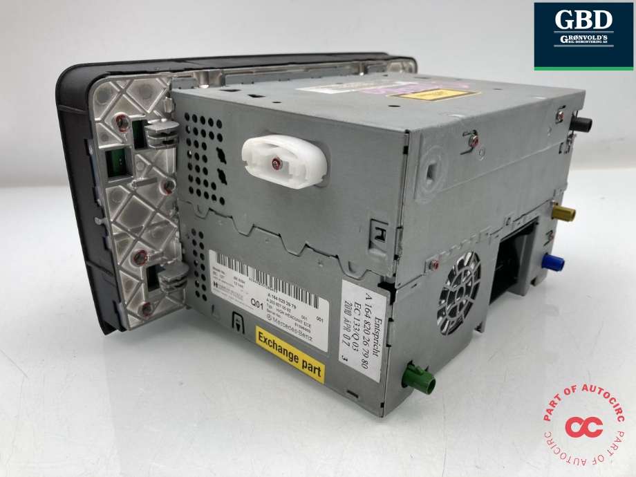 Bilstereo navigasjon til Mercedes ML 2005-2011 (W164) (W164) (A 164 870 84 89|A 164 820 26 79|)