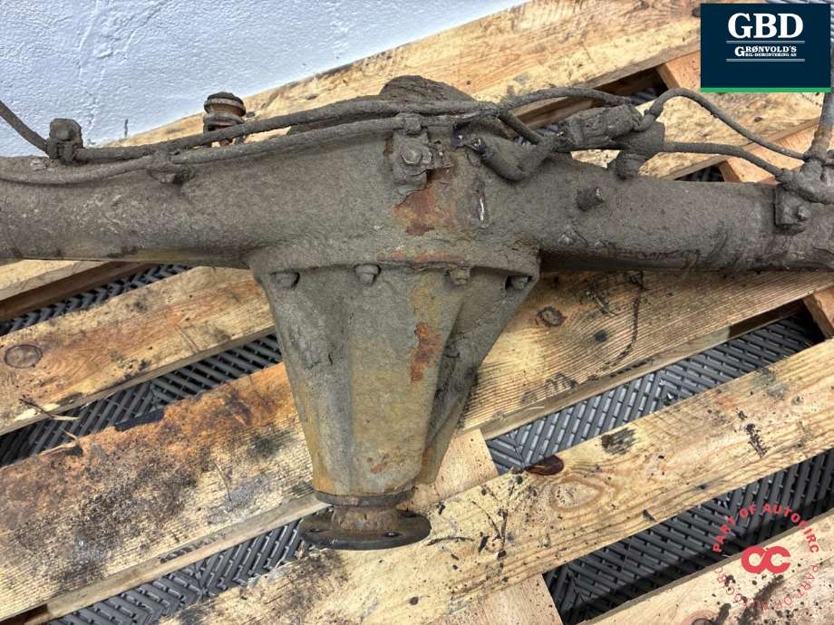 Kardang klokke bak til Toyota Hilux 2006-2011  (411103D392|411103D390|)