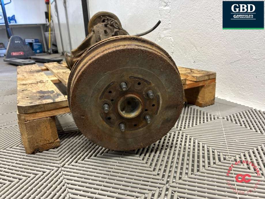 Kardang klokke bak til Toyota Hilux 2006-2011  (411103D392|411103D390|)