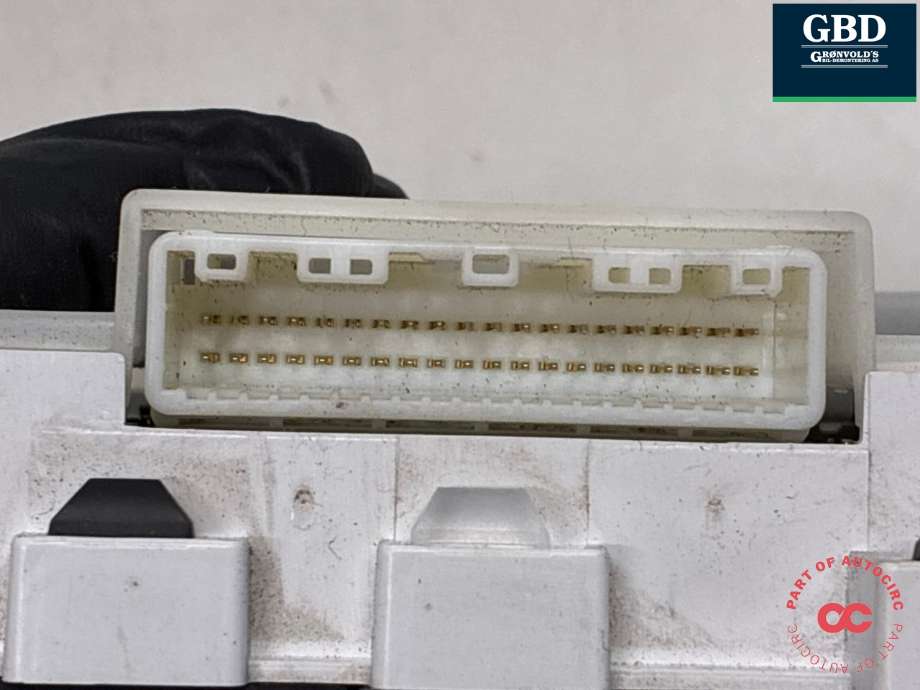 Instrumentpanel til Toyota Hilux 2006-2011  (838000KF12|838000KF11|83800-0KF10)