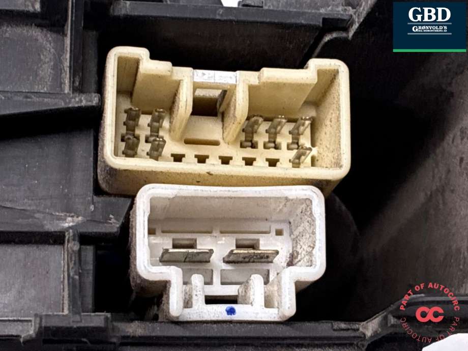 Sikringsboks motorrom til Toyota Hilux 2006-2011 (821110K070|)