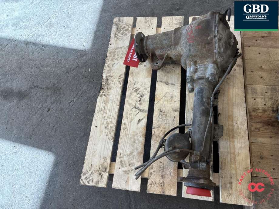 Kardang klokke foran til Mitsubishi Pajero 2007-2016 (Type IV, Fase 1) (MR548646|)