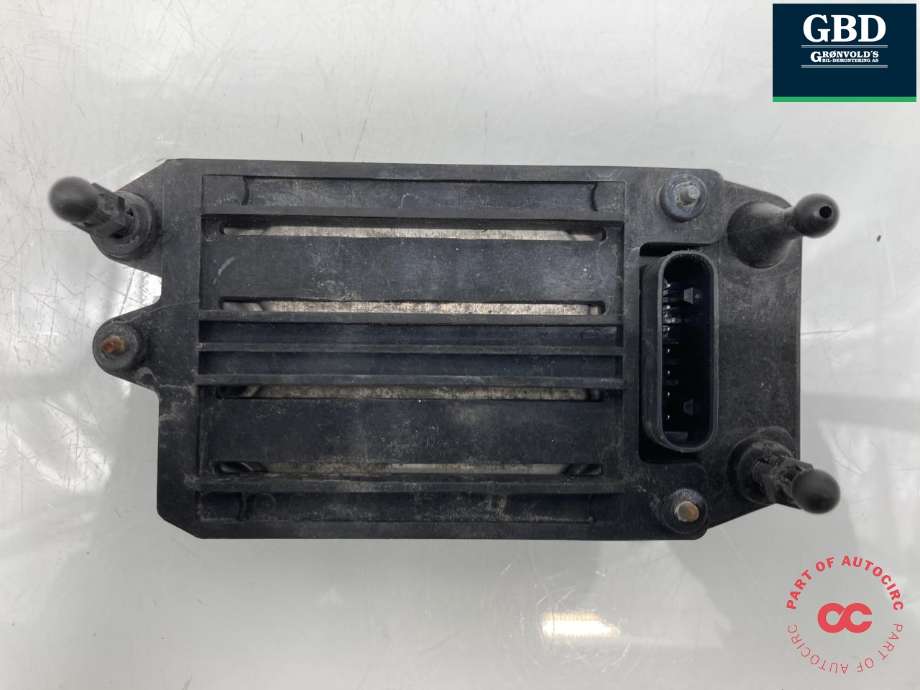 Sensor radar til Tesla Model S 2016-2021 (Fase 2)  (1108647-00-B|1108647-00-C | 1108647-00-D|1108647-00-E | 1108647-00-H)