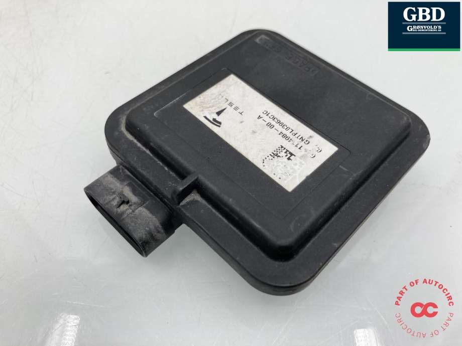 Styreenhet diverse til Tesla Model S 2016-2021 (Fase 2) (1114984-00-A|1114984-00-B|)
