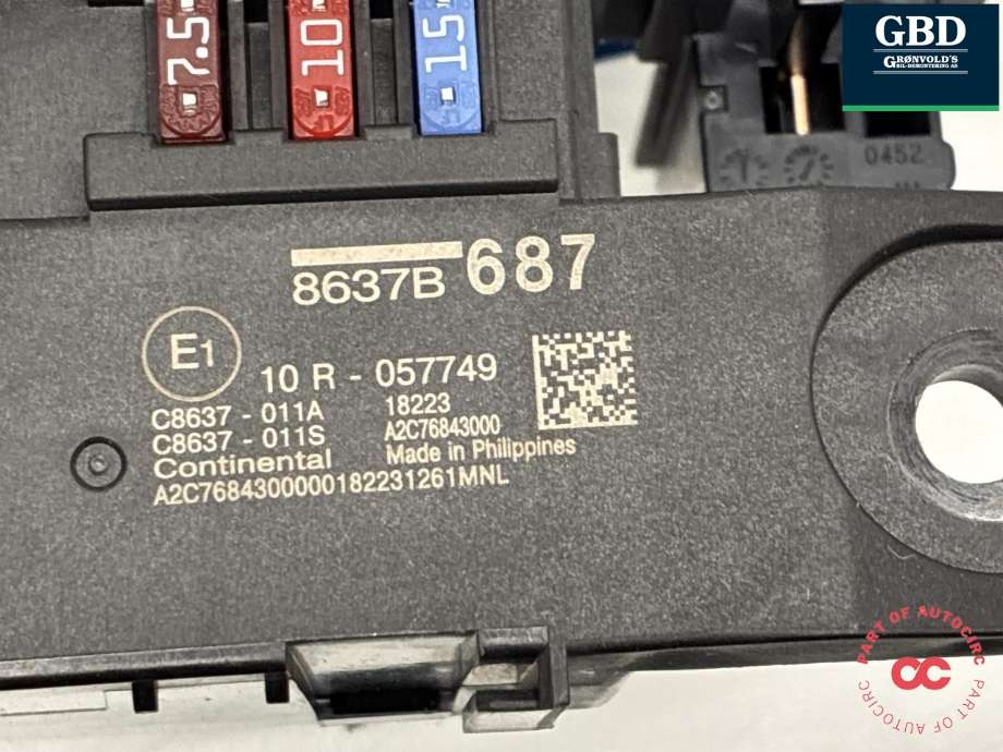 Sikringsboks kupe til Mitsubishi Outlander 2015-->> (Type III, Fase 2)  (8637C610|)