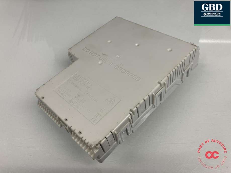 Styreenhet comfort (BCM) til Peugeot e-3008 2023-->> (16 910 984 80|9859844380|)