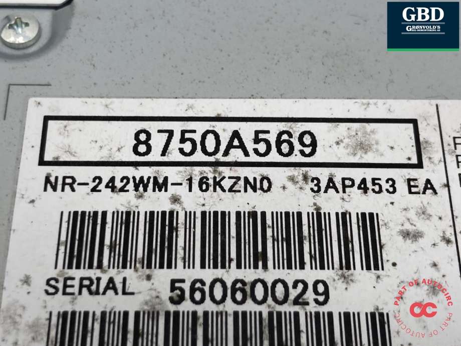 Bilstereo navigasjon skjerm til Mitsubishi Outlander 2015-->> (Type III, Fase 2) (8750A569|)