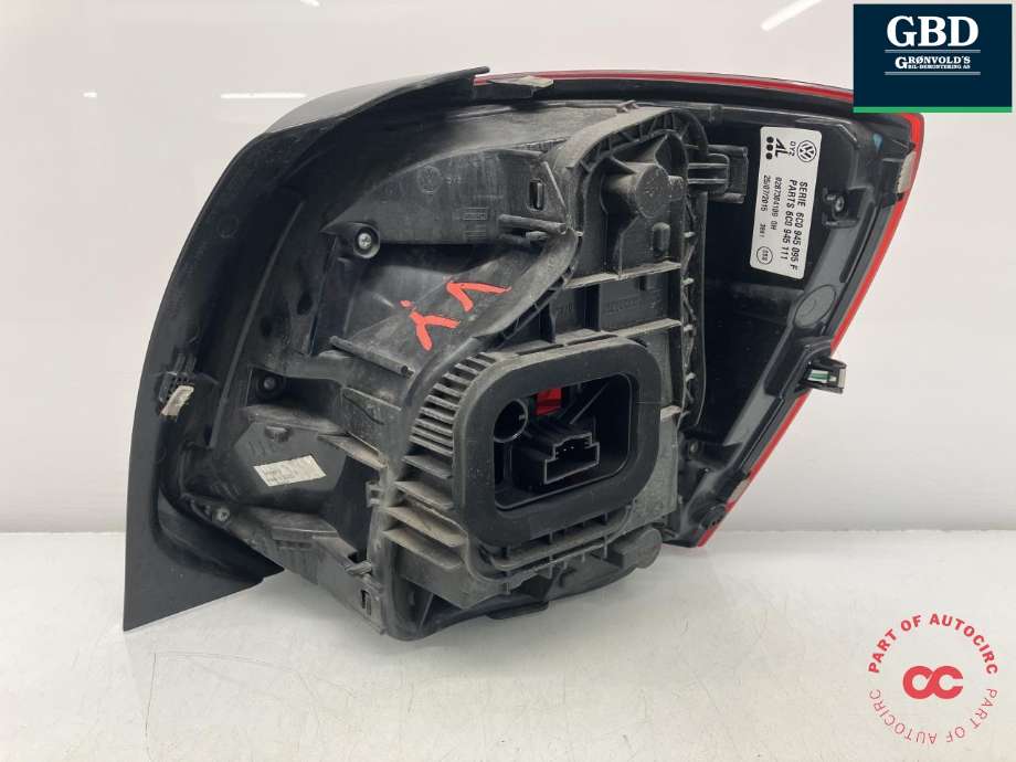 Baklykt venstre til VW Polo 2014-2017 (Type V, Fase 2)  (AUTOMOTIVE LIGHTING|6C0 945 095 K|6C0 945 095 F|6C0 945 111)