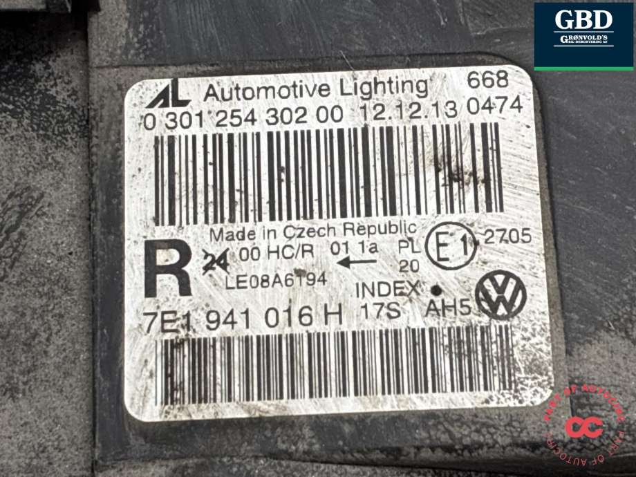 Frontlykt høyre halogen til VW Transporter / Caravelle 2009-2015 (Fase 2) (T5) (T5) (7E1 941 016 T|7E1 941 016 R|)